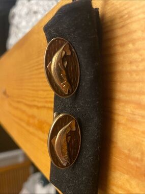 Vintage Hickok fish cuff links